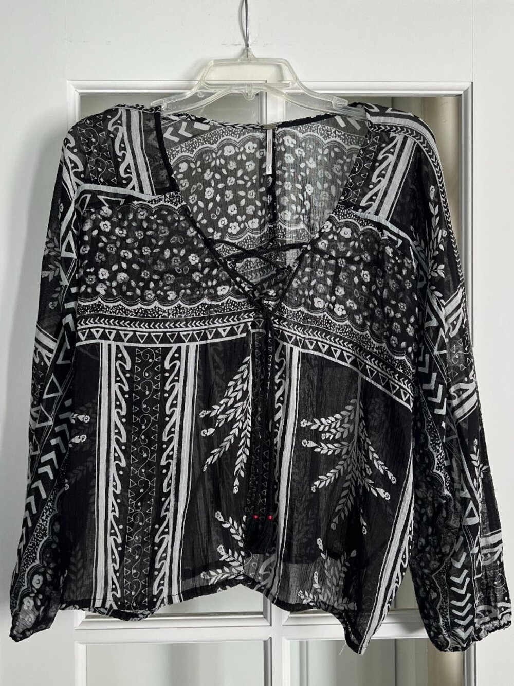 Free People Top - Picture 1 of 4
